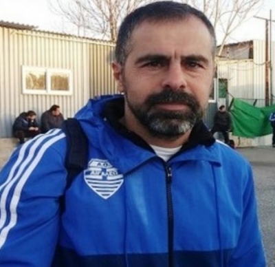 Παπουτσής Κώστας