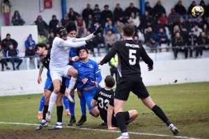 Ο Λουκίνας γλίτωσε τη Νίκη από νέα γκέλα