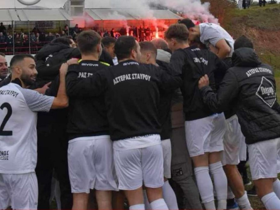 Μαζικές... ανανεώσεις στον Αστέρα Σταυρού