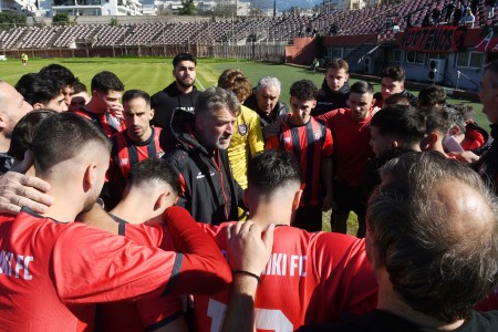 Η πρώτη και τα φιλικά της Παναχαϊκής