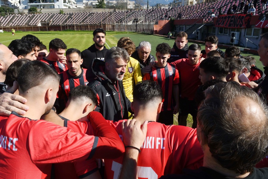 Η πρώτη και τα φιλικά της Παναχαϊκής