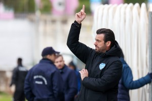 Ο Σκύβαλος στα ηνία