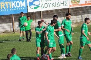 Πανθρακικός – Αετός Οφρυνίου 5-1: Φιέστα με… πεντάρα