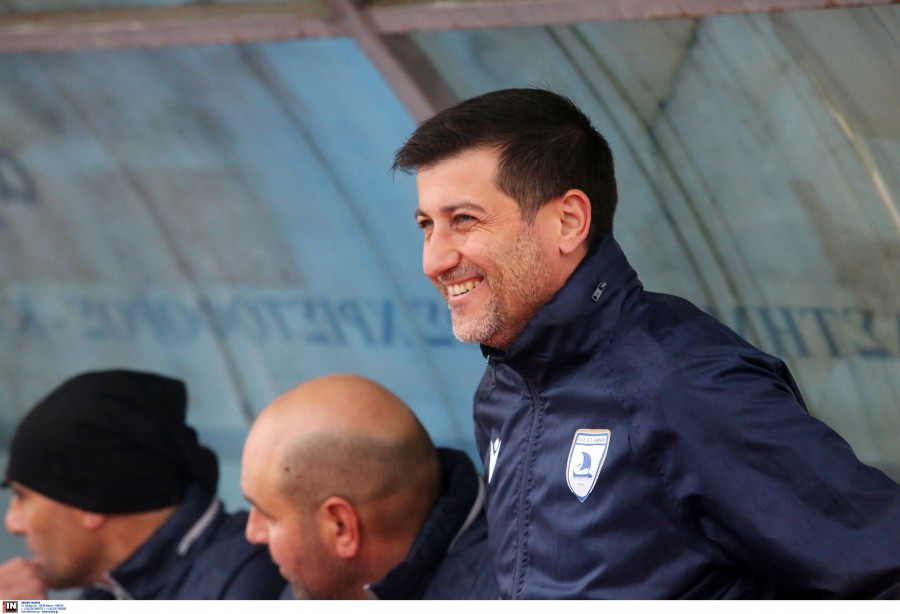 Συνεχίζει με Αγγελίδη