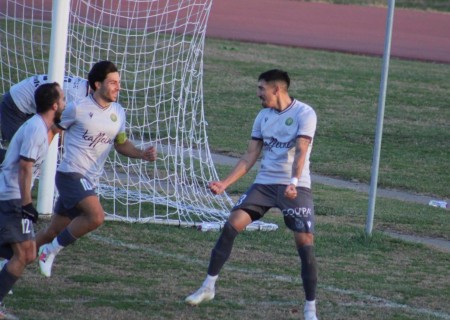 Καθάρισε στο β' μέρος ο Πανθρακικός