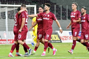 ΑΕΛ-Ζάκυνθος 1-0: Βρήκε τη λύση ο Μακρής και... σώθηκε με Βενετικίδη