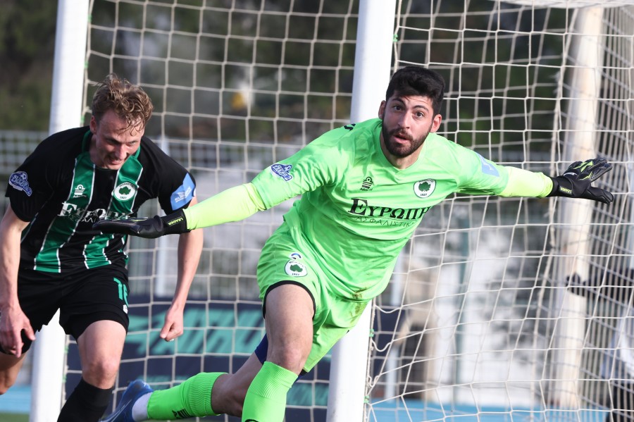 Μαρκό - Ολυμπιακός Β' 1-1: Ο γκολκίπερ Θεοδωράκης έδωσε τον βαθμό στους γηπεδούχους με επική κεφαλιά