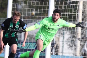 Μαρκό - Ολυμπιακός Β' 1-1: Ο γκολκίπερ Θεοδωράκης έδωσε τον βαθμό στους γηπεδούχους με επική κεφαλιά