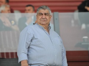 Συμπαίκτες ή αποχωρεί ο Ιωακείμ (video)