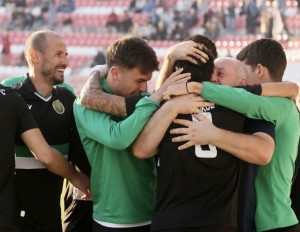 Φιέστα με Αετό Οφρυνίου ο Πανθρακικός