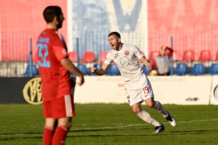Ηλιούπολη-Πανιώνιος 0-1: Νέο διπλό και το... κυνήγι συνεχίζεται