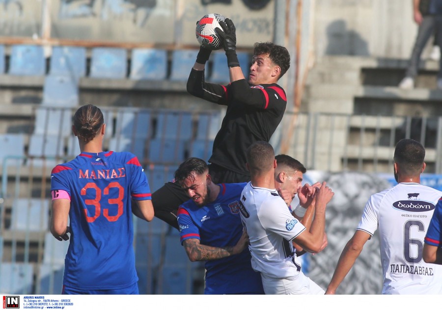 Εντυπωσιακός Τσιλιγγίρης: 12 clean sheets σε 20 ματς!
