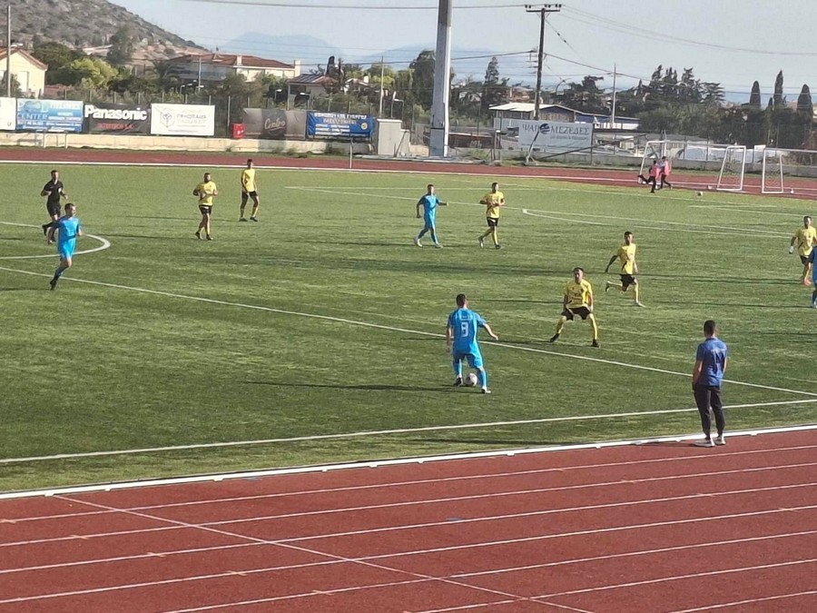 Αστέρας Βάρης-Γρανίτης 2-0: «Καθάρισε» από νωρίς
