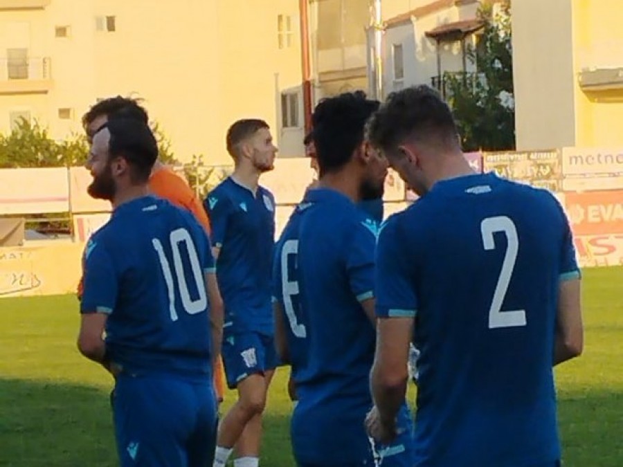 Καρέ του Νέστου στον Αρη Πετεινού