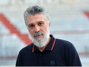 Διγκόζης προ των πυλών