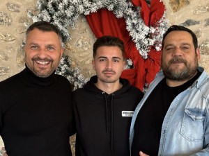 Πανγυθεατικός: Κίνηση από το πάνω ράφι με Παλαμούτση