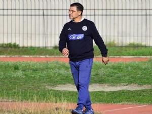 Παραμονή Μουρούτη στα ηνία
