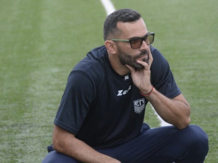 Τα ηνία στον Κυβελίδη
