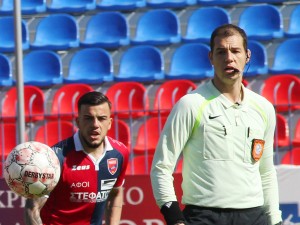 SL2: Οι διαιτητές της πρεμιέρας των μπαράζ για την άνοδο