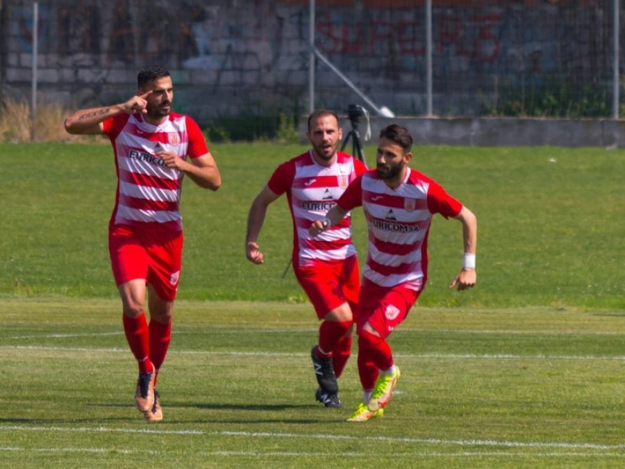 Εντυπωσιακός Καμπανιακός, πλώρη για SL2