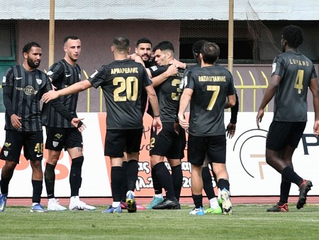 Τριάρα και πάτησε τετράδα η Καλαμάτα
