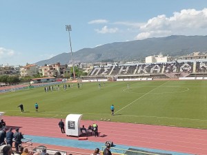 «Ασφαιροι» στην Παραλία
