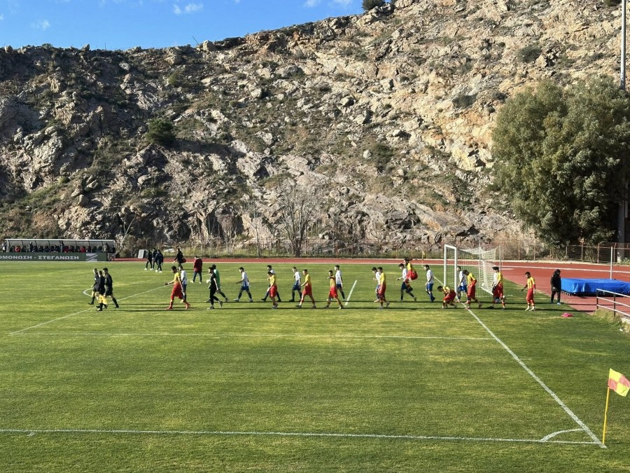 Δόξα Βύρωνα - Νέα Αρτάκη 0-0: Αλύγιστοι οι «μπλε»!