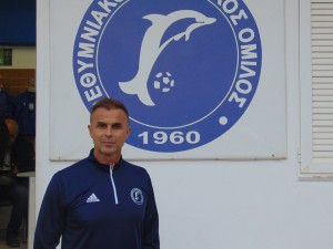 Με Κόλτζο στο τιμόνι