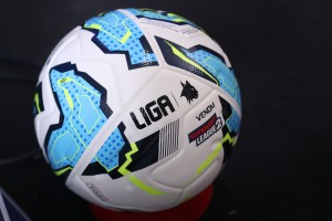 LIVE Ελλάς Σύρου-Νίκη Βόλου στο YouTube της Superbet League 2!