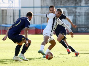 Δεν "Χ"άρηκε κανείς στο Απ. Σμύρνης-Athens Καλλιθέα