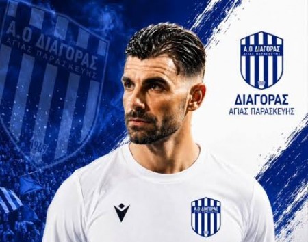 Συνεχίζει στο τιμόνι ο Μανούσος