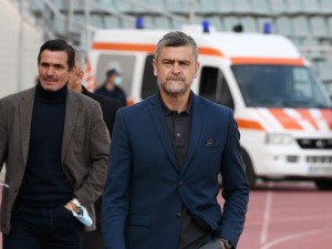 Εδωσε τα «κλειδιά» στον Δερμιτζάκη