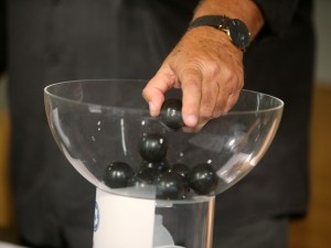 LIVE: Η κλήρωση του Κυπέλλου (video)