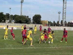Διαγόρας-Απόλλων Καλυθιών 2-1: Με Ντε Λα Τόρε και... ήρωα Μπλατσιώτη