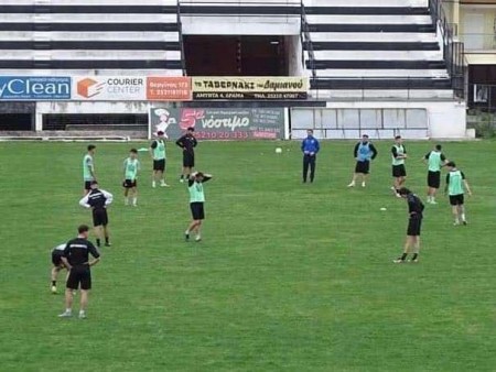 ΑΕ Αμπελοκήπων Δράμας -Δόξα Δράμας 0-3