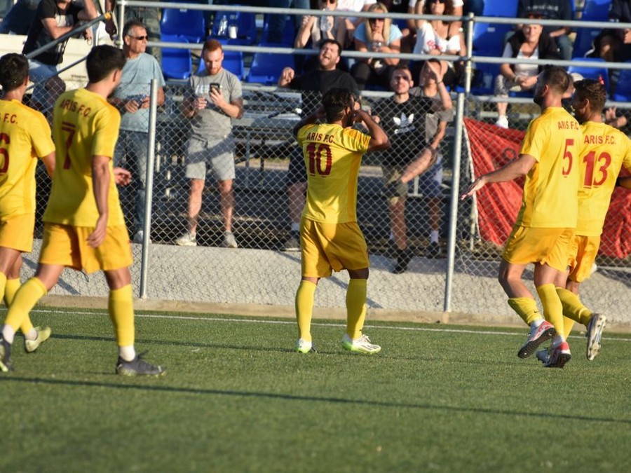 Πέρασε από την Ελλοπία ο Άρης Πετρούπολης