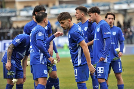 Πήρε θέση ο Σιόντης για το -3