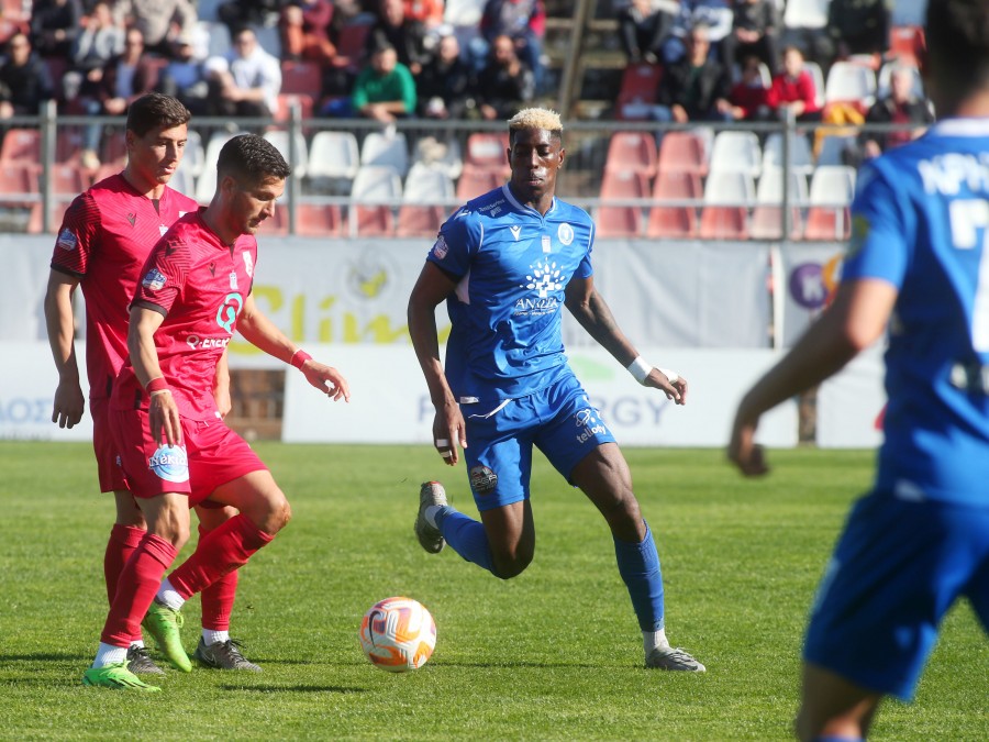 Πανσερραϊκός: Πιο κοντά στο πρωτάθλημα, 2-0 την Νίκη Βόλου