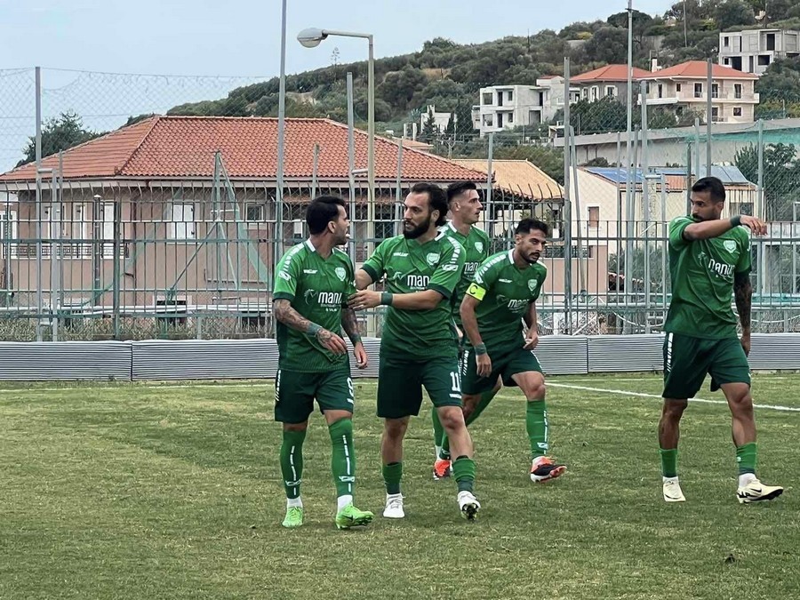 Γιούχτας-ΠΟΑ 3-0: Μονόπλευρη η κρητική μονομαχία