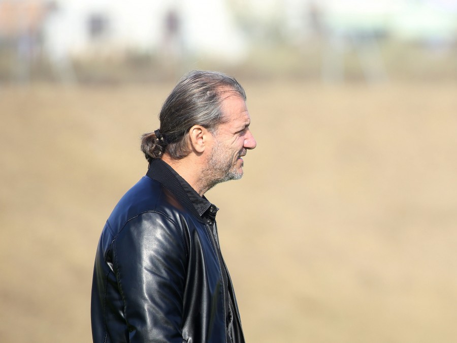 Αποχώρηση Κατσαμπή